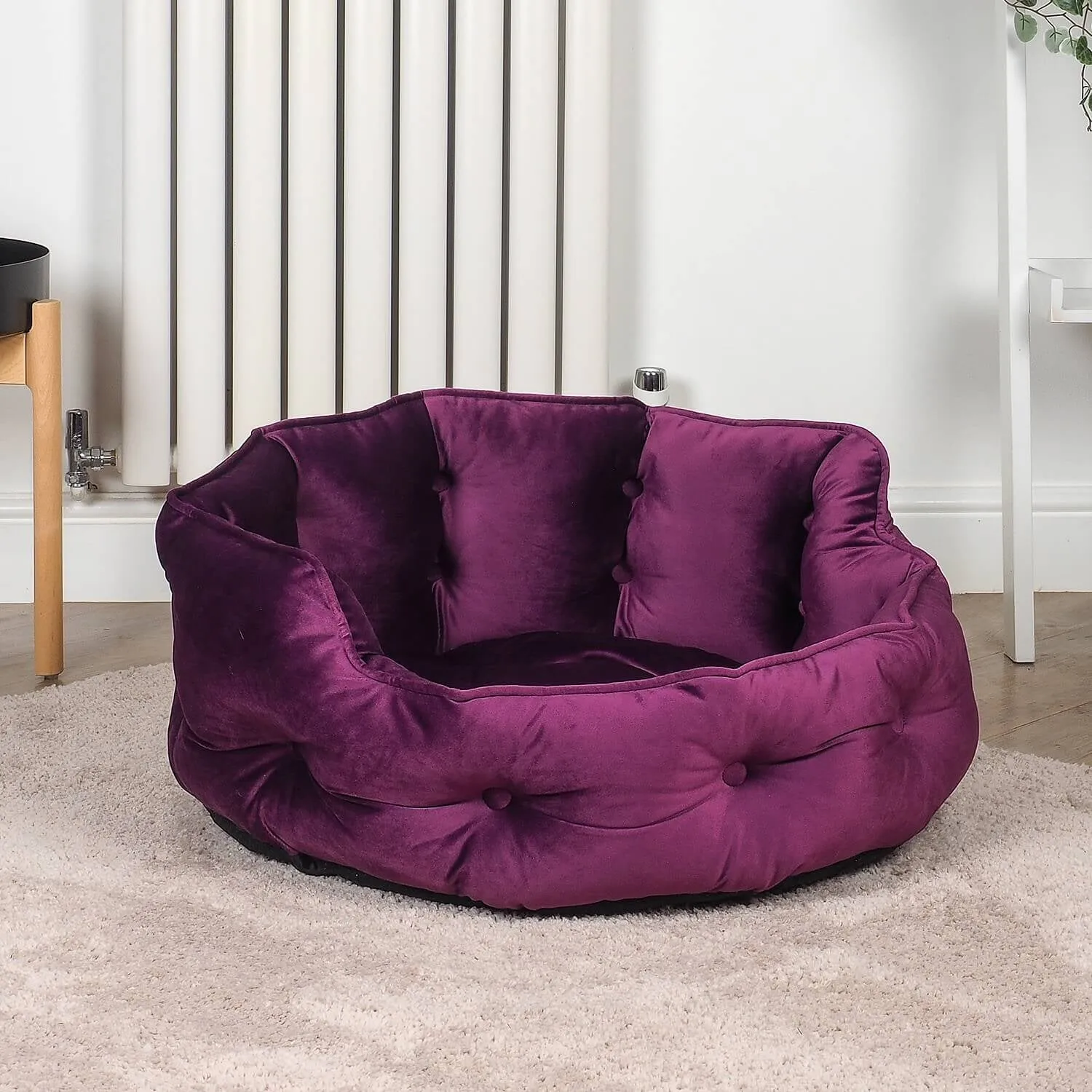 Smart Garden Mulberry Button-Tufted Round Bed - Medium